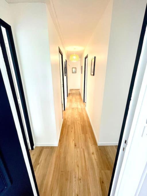 Grand Appartement Neuf F5 100M2 Avec Balcon ルーアン エクステリア 写真